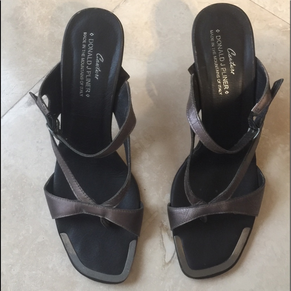 Beautiful Donald J Pliner Strapless Heels